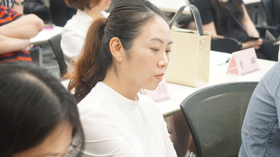 卓越经理人高级实战班核心课程之《互联网思维与经营创新》、《卓越领导力》在上海交大准时开课